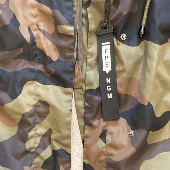 Zara Women’s Camo Shell Jacket, Sz S - Picture 4 of 7